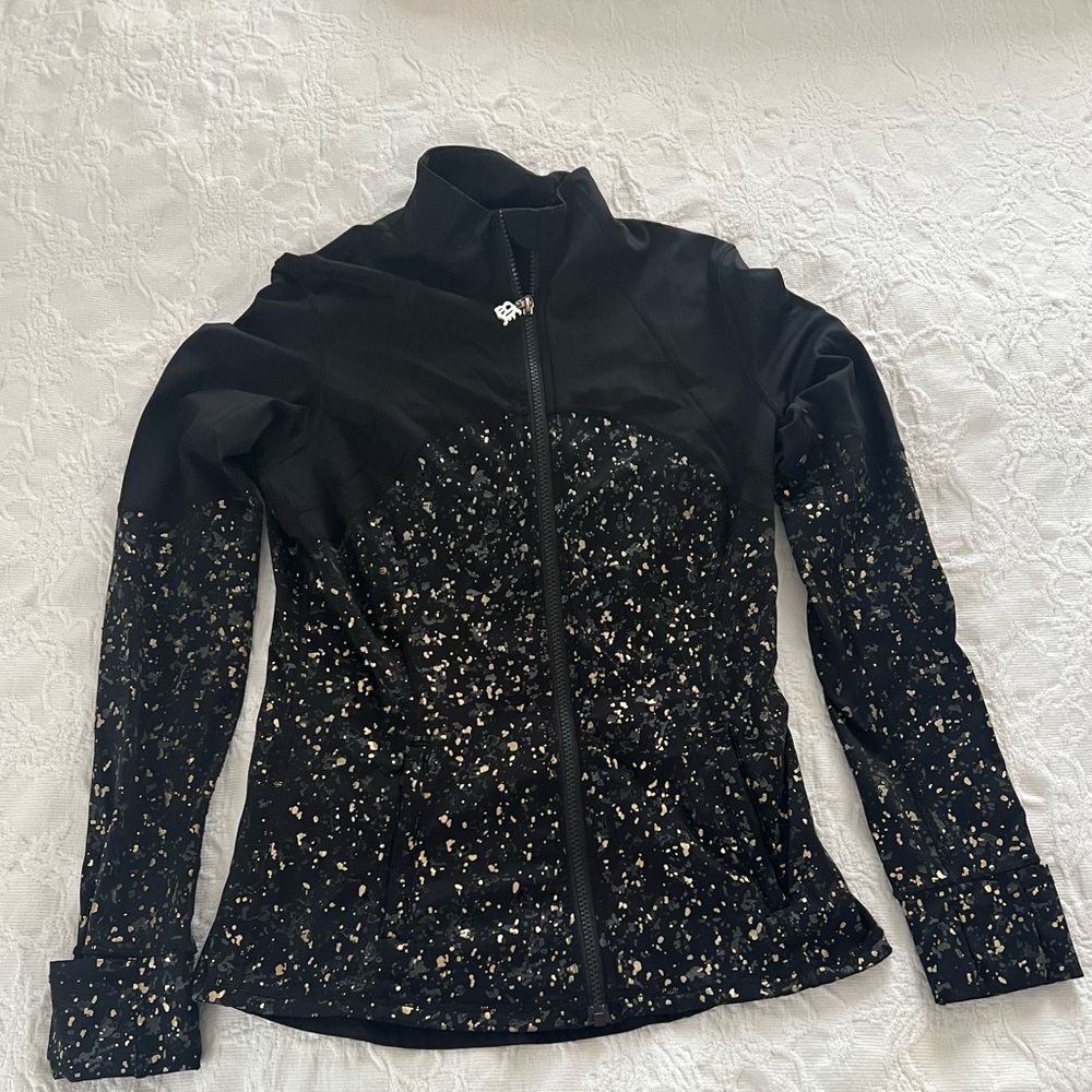 Lululemon Jacket - Picture 3 of 6